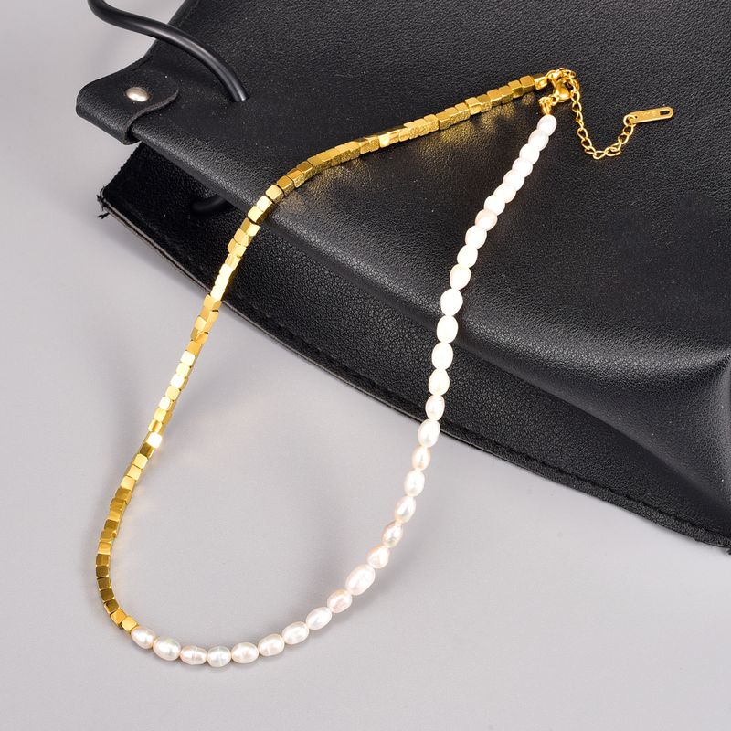 Fashion Geometric Titanium Steel Gold Plated Pearl Necklace 1 Piece