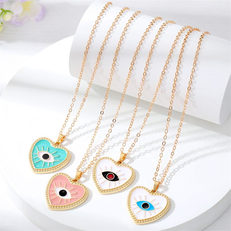 Fashion Devil's Eye Heart Shape Alloy Women's Pendant Necklace 1 Piece