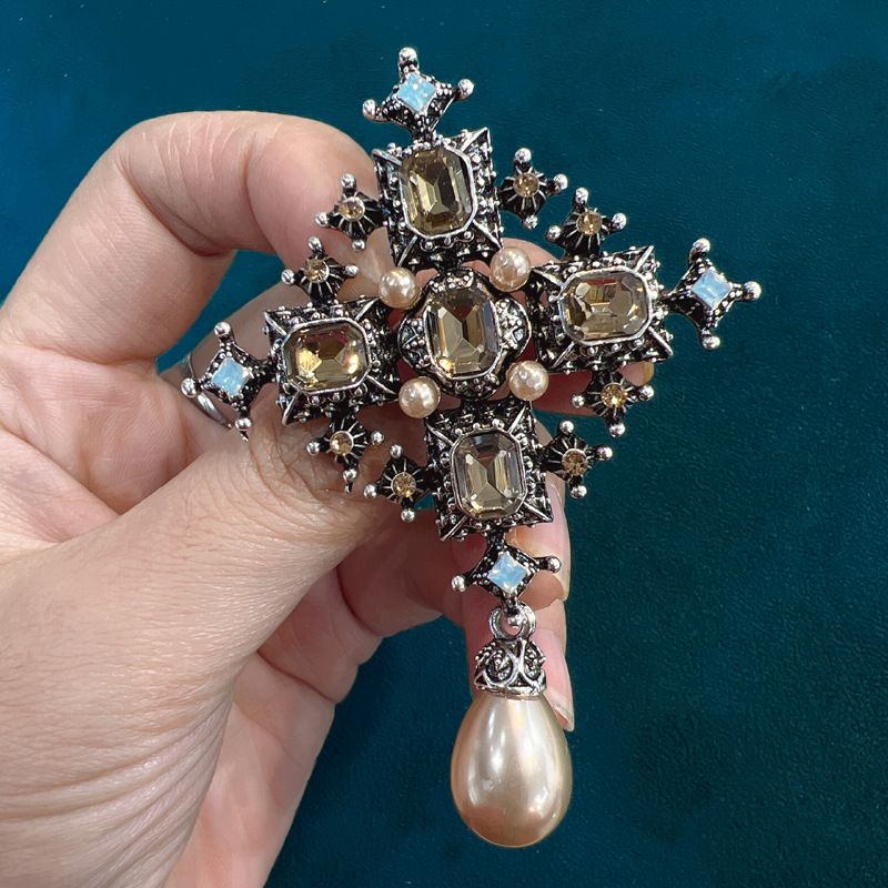 Retro-kreuz Legierung Inlay Strass Steine Perlen Broschen Für Frauen