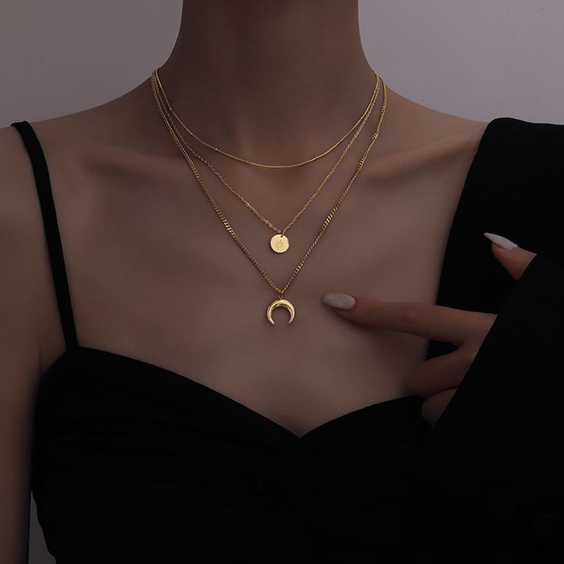 Fashion Moon Titanium Steel Tassel Plating Chain Pendant Necklace 1 Piece