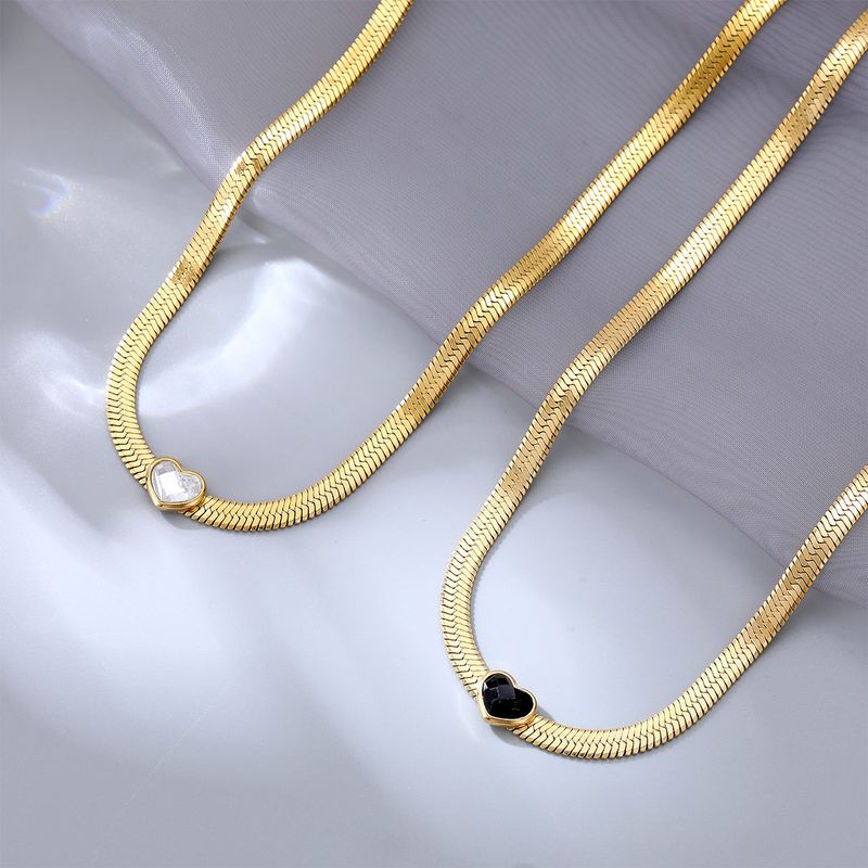 Fashion Heart Shape Titanium Steel Plating Rhinestones Necklace