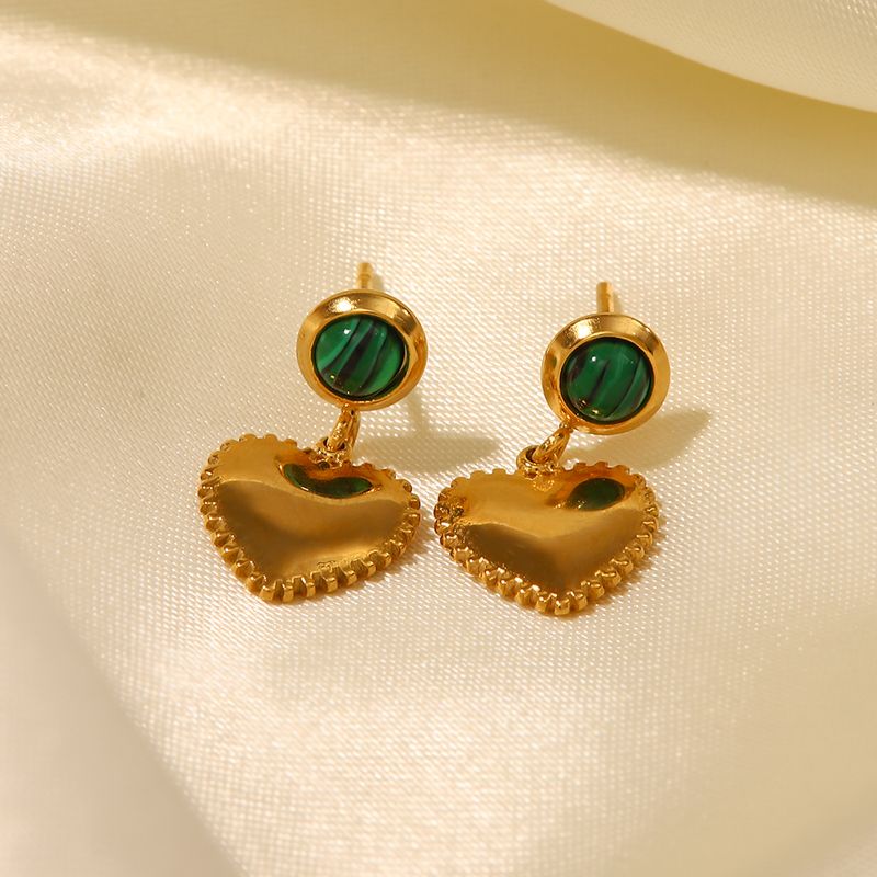 Retro Heart Shape Stainless Steel Plating Ear Studs 1 Pair