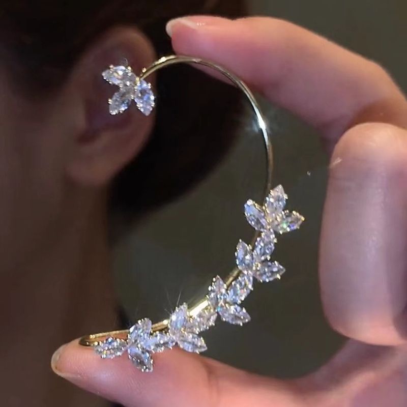 1 Pieza Moda Sale De Aleación Embutido Diamantes De Imitación Mujeres Pinzas Para Las Orejas