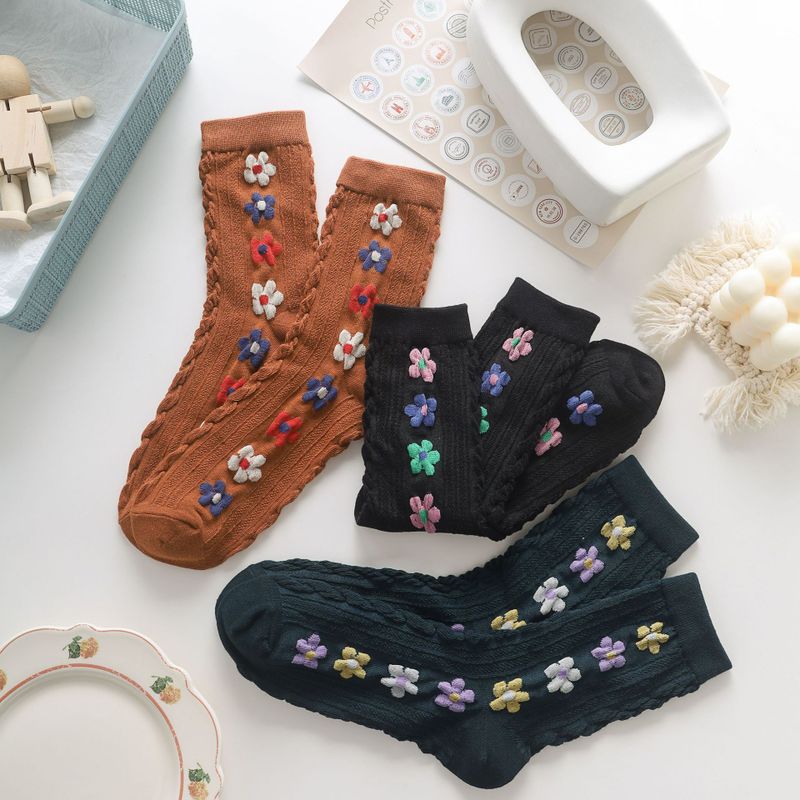 Femmes Mode Fleur Coton Couture Crew Socks Une Paire