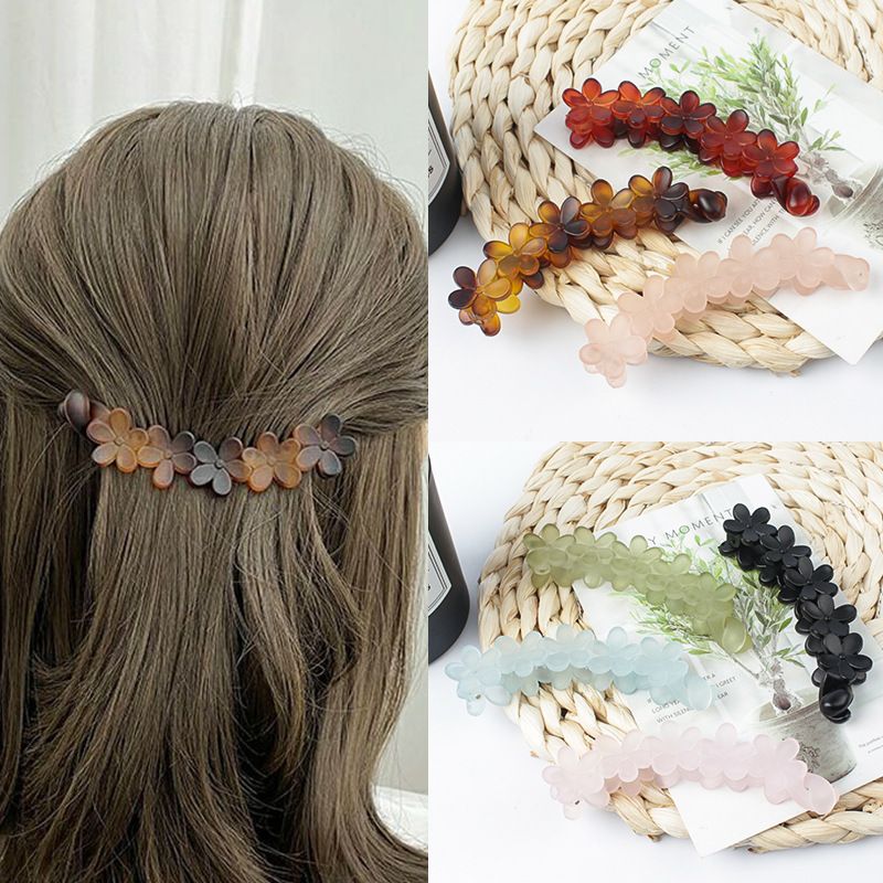 Fashion Solid Color Plastic Resin Flowers Hair Clip 1 Piece