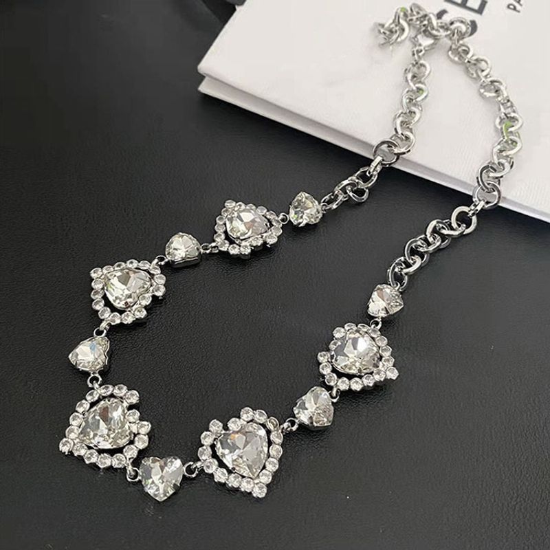 Fashion Heart Shape Alloy Plating Rhinestones Women's Necklace 1 Piece