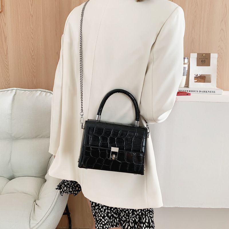 Handbag Bag 2022 New Stone Pattern Women's Bag Fashion Chain Messenger Small Square Bag 19.5*14*6cm