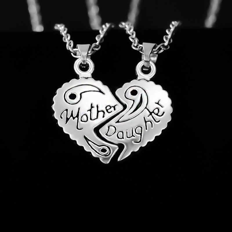 Fashion Heart-shaped Stitching Necklace Alloy Heart Pendant Necklace