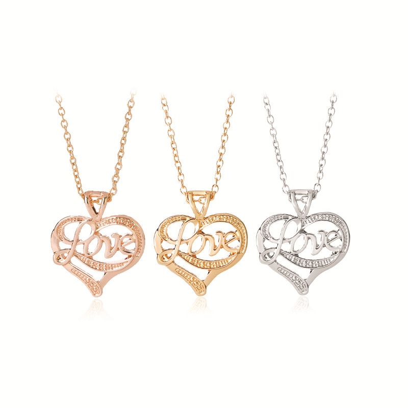 Fashion Mother's Day Hollow Heart Letter Love Mom Pendant Necklace Wholesale