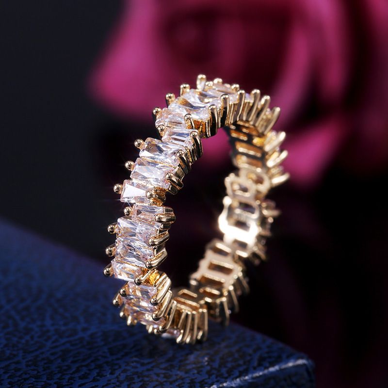 Fashion Irregular Vertical Strip Couple Zircon Fine Ring Wholesale