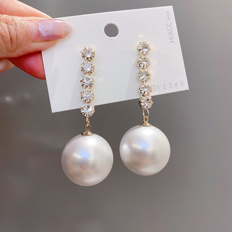 Fashion Long Diamond-studded Large Pearl Metal Earrings