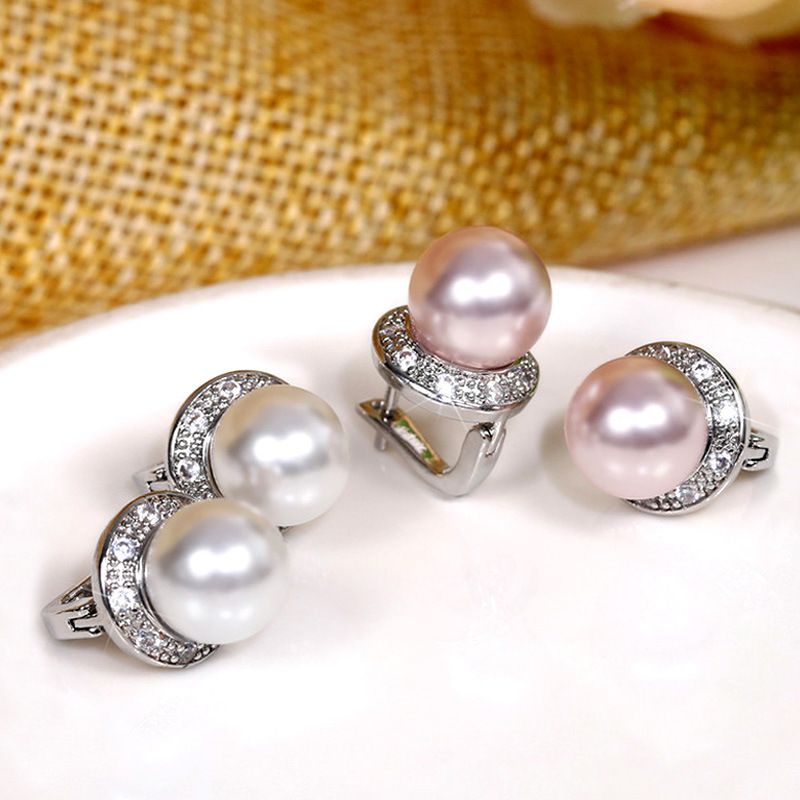 Einfache Modische Runde Zirkon Perle Kupfer Ohrringe Großhandel