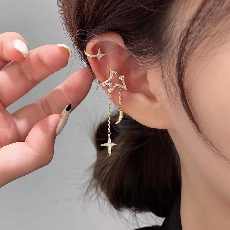 Estrellas Y Luna De Aleación Coreana Con Incrustaciones De Diamantes Sin Clip Para La Oreja Con Orificios Para Las Orejas