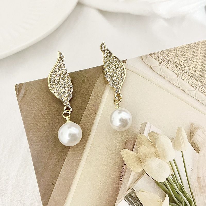 Boucles D&#39;oreilles En Diamant De Perles De Mode Boucles D&#39;oreilles En Alliage En Forme D&#39;aile Simples