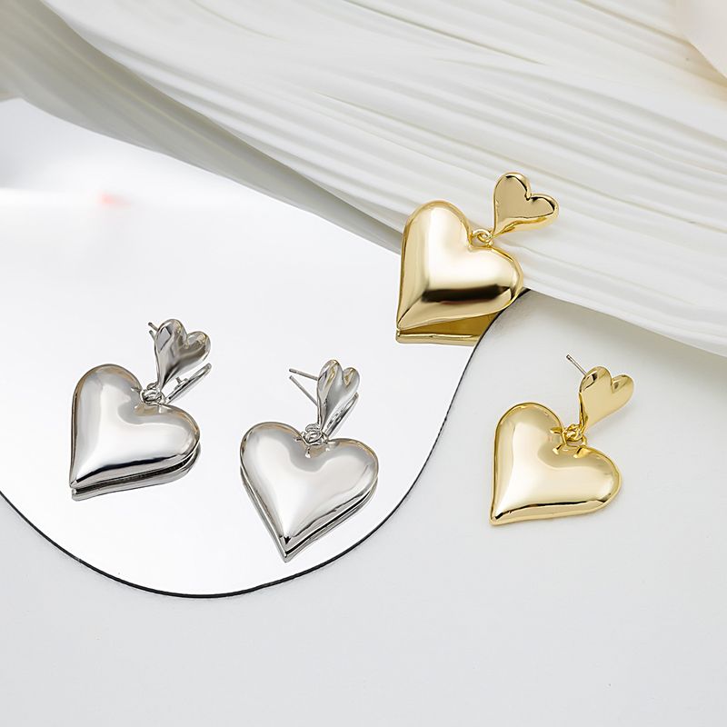 Simple Plain Three-dimensional Mirror Heart Alloy Drop Earrings Wholesale