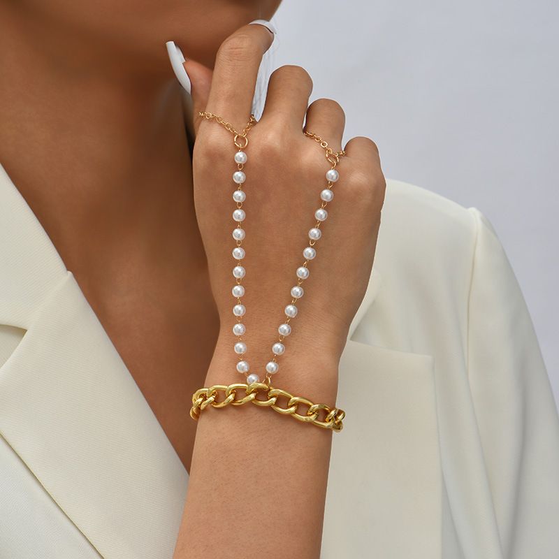 Fashion Creative Alloy Chain Bracelet Pearl Long Jewelry Accessories