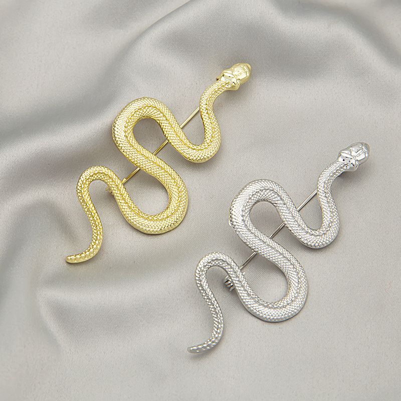 Retro Snake-shaped Alloy Brooch Fashion Suit Jacket Accessories Pin