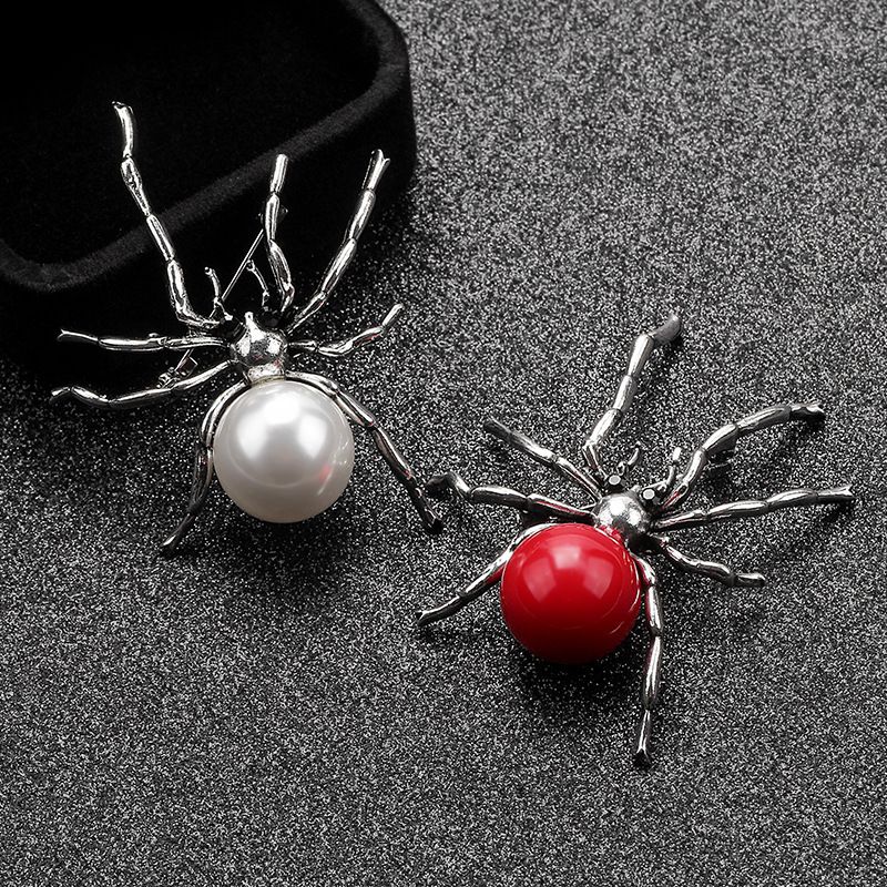 Modische Metall Nachahmung Perle Spinne Insekt Corsage Legierung Brosche Kleidungszubehör