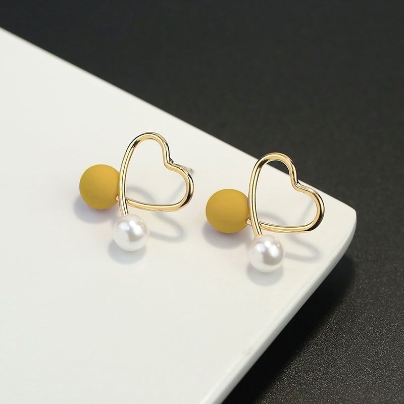 High-quality Silver Needle Earrings Korean Temperament Jewelry Love Simple Earrings Personality Pearl Earrings Niche Women&#39;s Jewelry