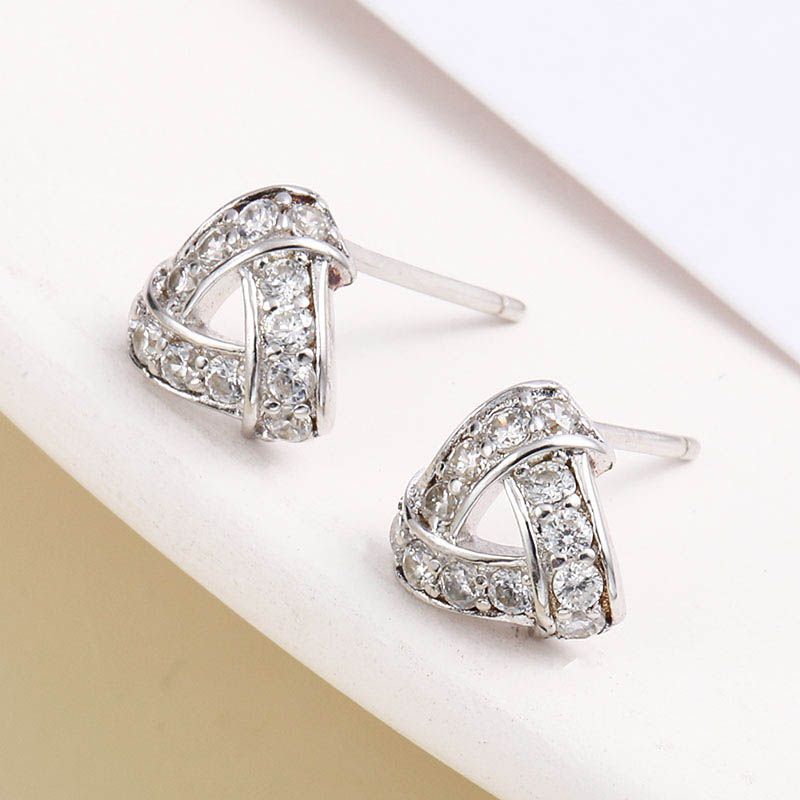 Temperament Korean Version Light Luxury Small Niche 925 Silver Stud Earrings