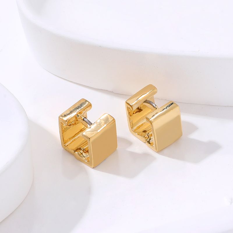 Fashion Creative Geometric Gold Stitching Simple Metal Earrings Jewelry