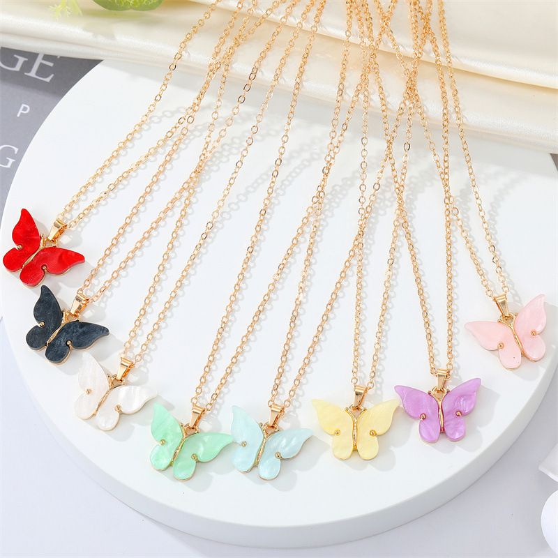 Fashion Simple Acrylic Butterfly Alloy Necklace