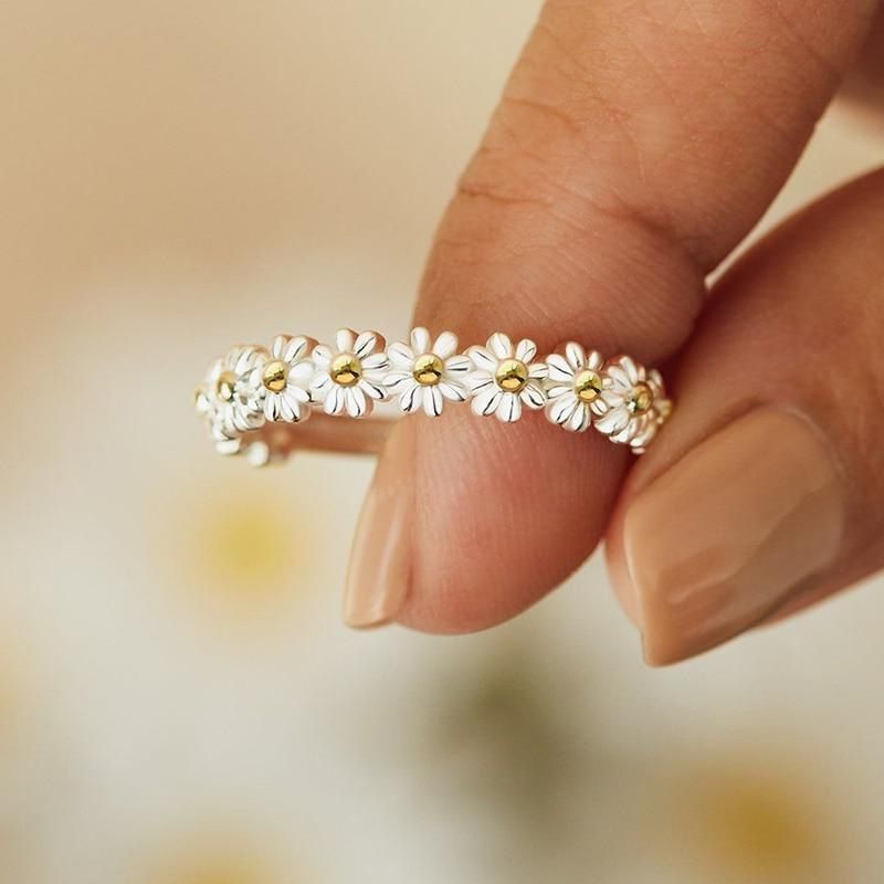 Korean Stil Schmuck Süße Gänseblümchen Blume Zweifarbiger Kupfer Ring Großhandel