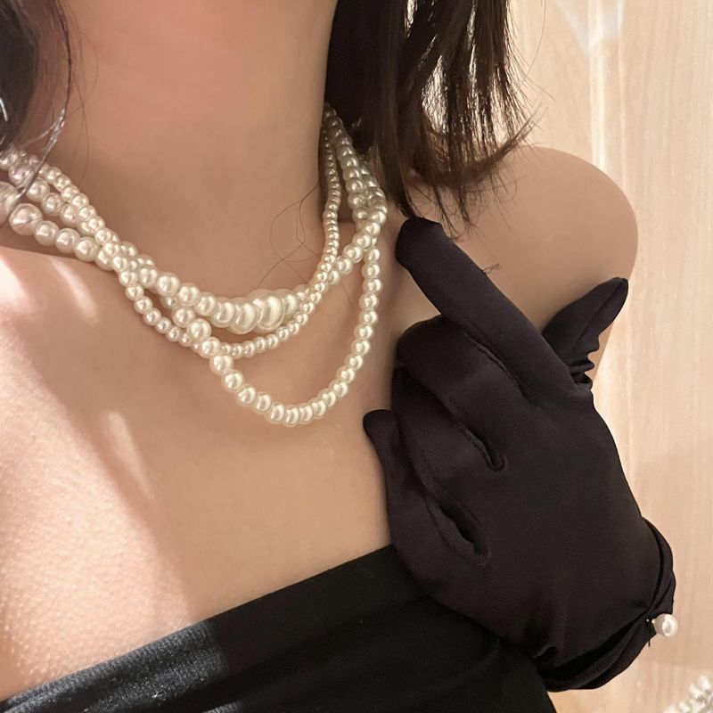 Mode Retro Helle Perle Mehrschichtige Perlenkette Schlüsselbeinkette