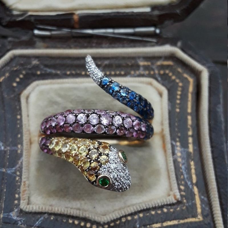Mode Farbe Eingelegte Zirkon Schlangen Ring Damen Legierung Ring Großhandel