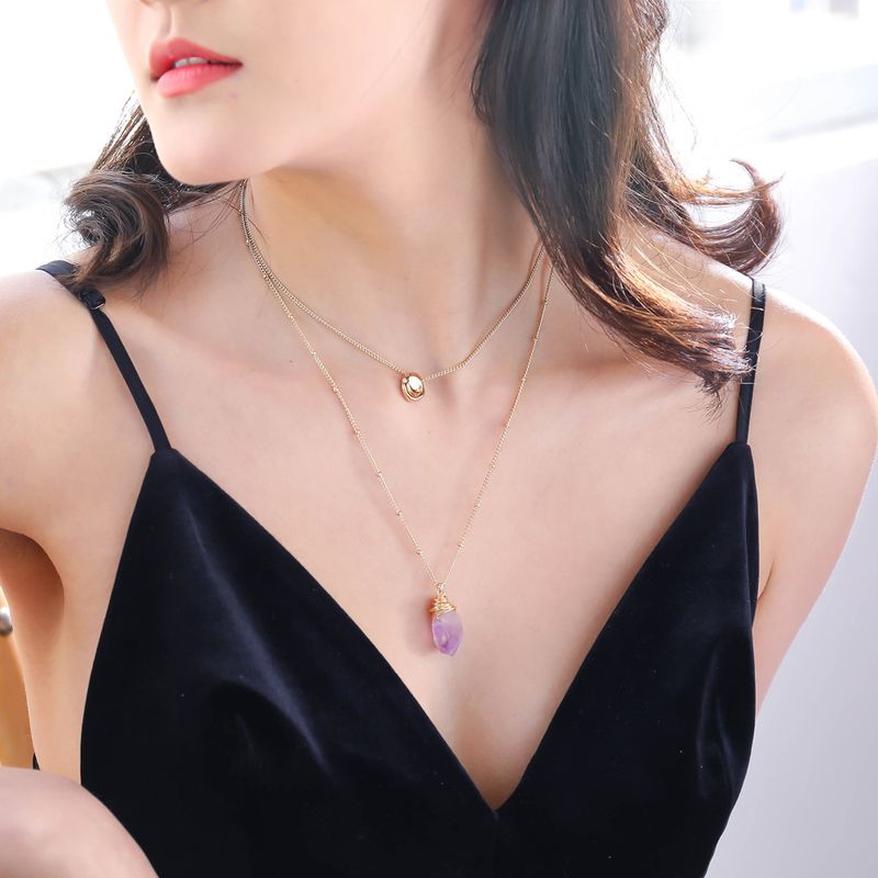Collar De Aleación Multicapa Con Colgante De Piedra Natural Púrpura Claro Con Etiqueta Dorada A La Moda