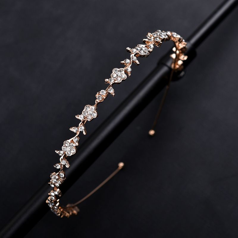 Diadema De Diamante De Flor Pequeña De Aleación Simple De Moda Tocado Nupcial