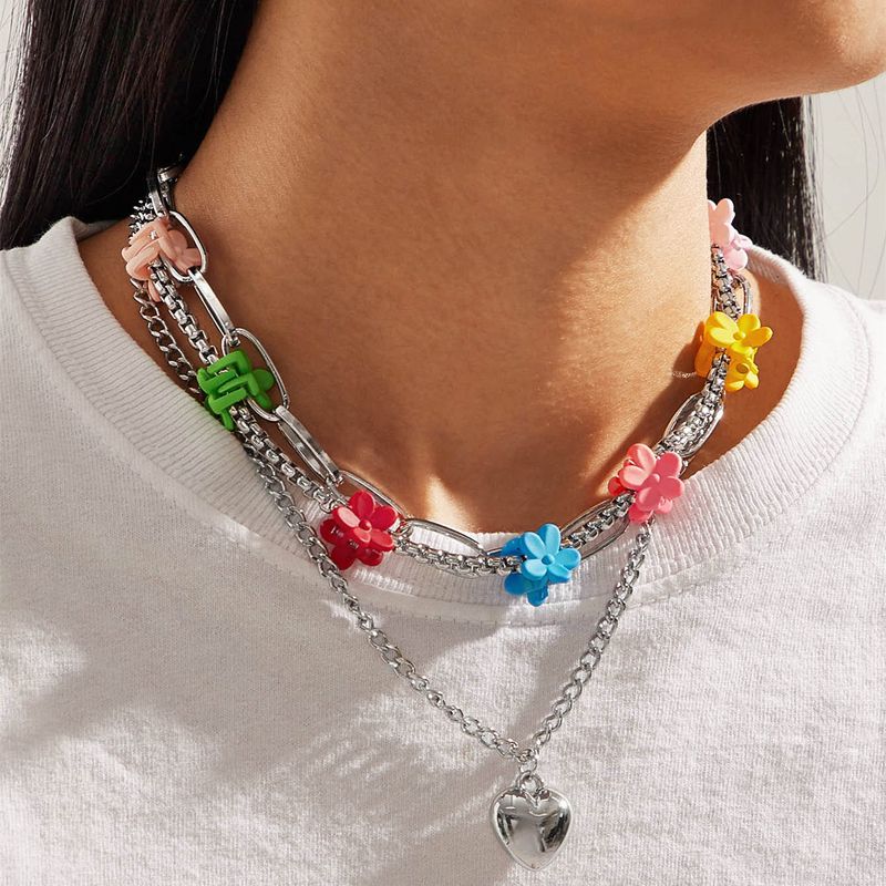 Fashion Flower Multi-layer Retro Alloy Heart-shaped Necklace