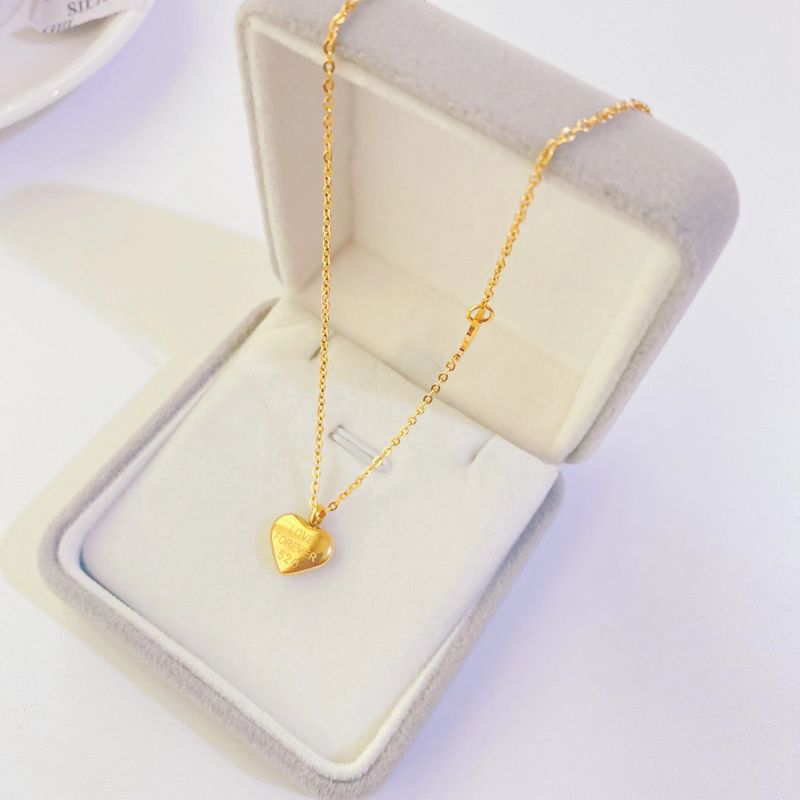 Fashion Titanium Steel Plated 18k Gold Simple Heart-shaped Necklace