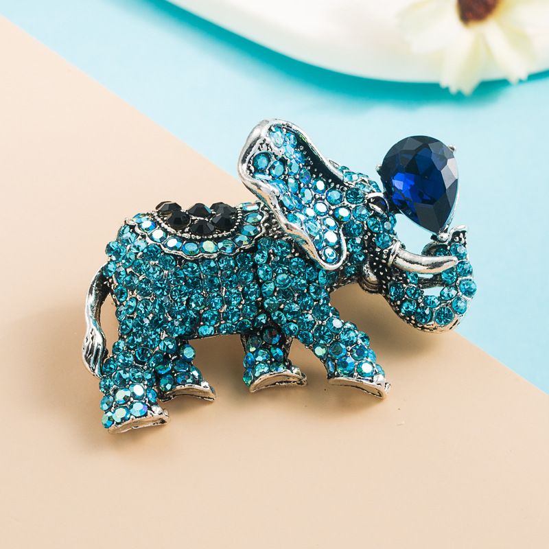 Fashion Flower Alloy Diamond Artificial Gemstones Women's Brooches