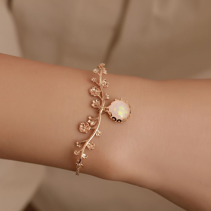 Retro Fashion Camellia Natural Stone Bracelet