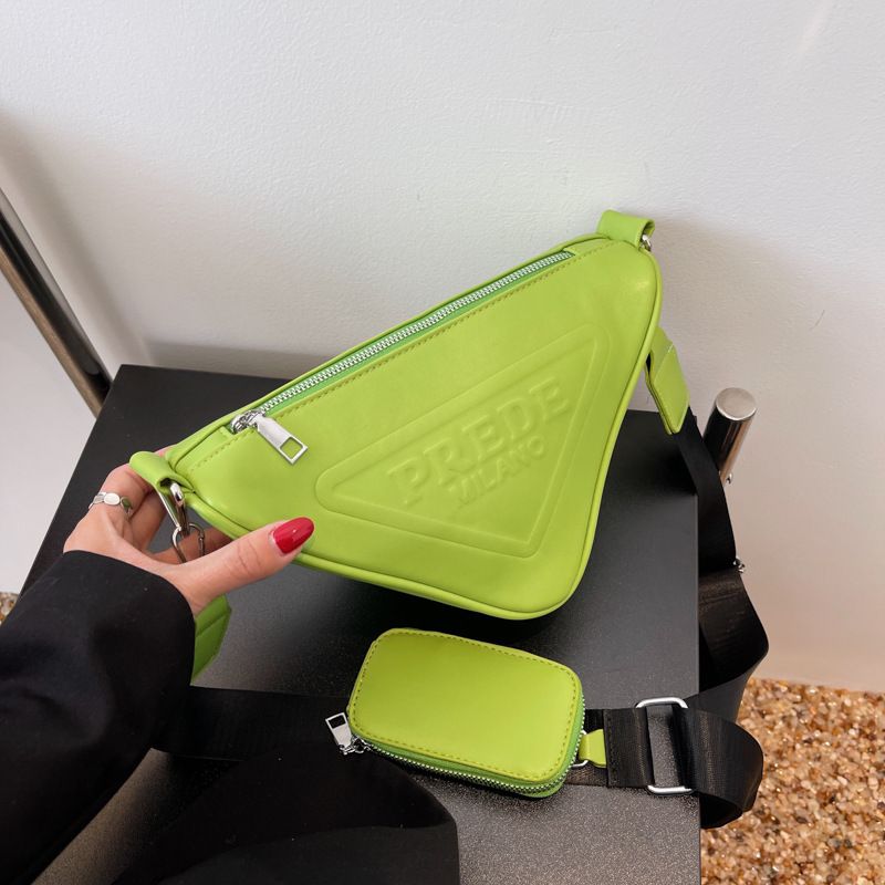 Fashion Female New Messenger Shoulder Triangle Bag27.5*16*14.5cm