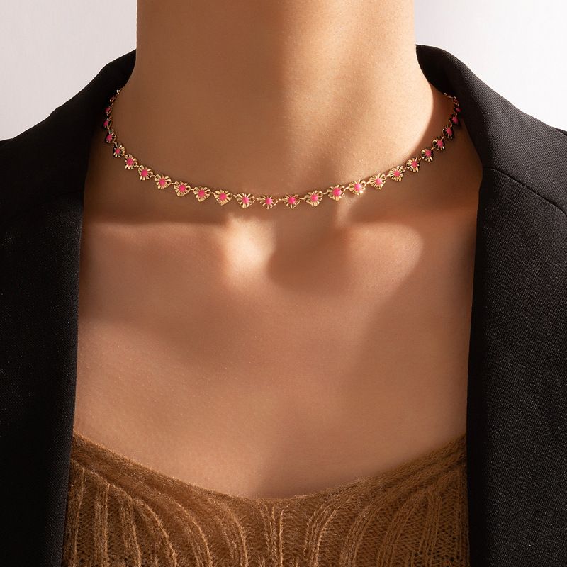 Simple Pink Drip Oil Heart Geometric Single Layer Choker