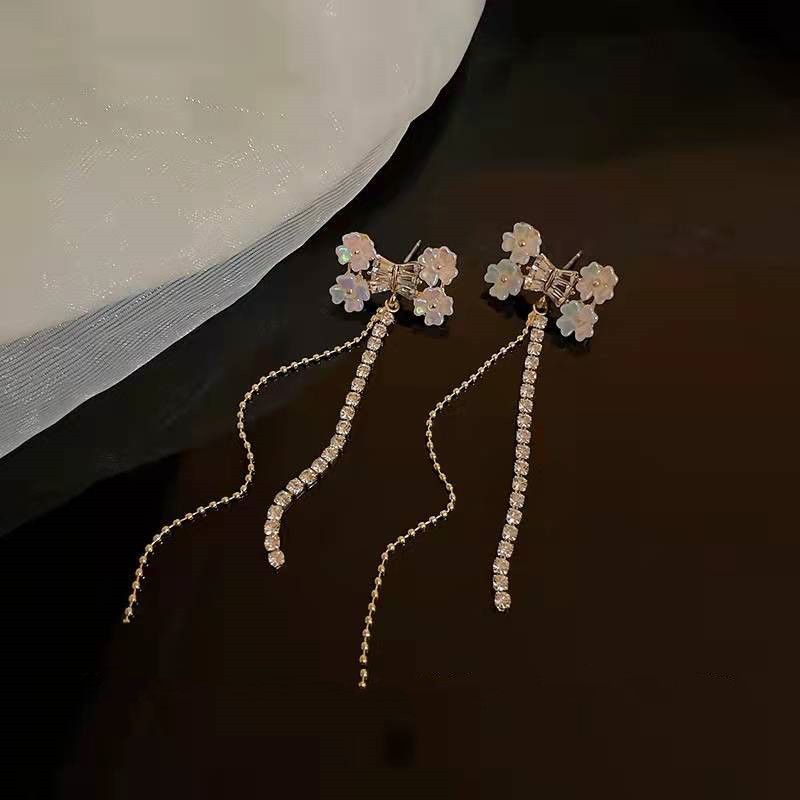 2022 New Long Tassel Bow Inlaid Diamond Earrings