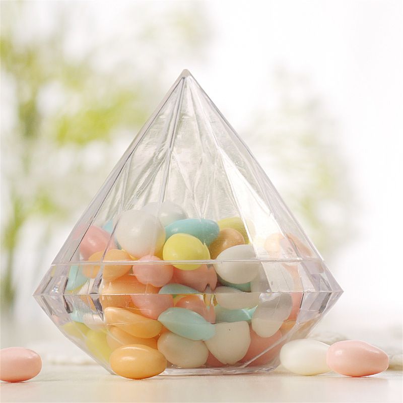 Manufacturers Spot Food Grade Transparent Material Diamond Plastic Box Packaging Box Creative Wedding Candy Box Candy Box