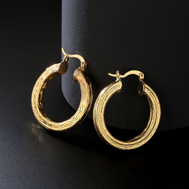 Fashion Pattern Round Geometric Copper Plated 18k Gold Earrings