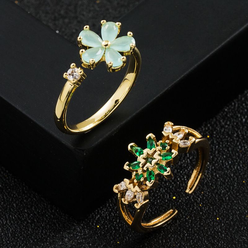 Fashion New Copper Gold-plated Micro Inlaid Zircon Flower-shaped Ring Female