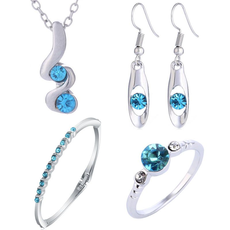 Fashion New Crystal Alloy Jewelry Set Wholesale