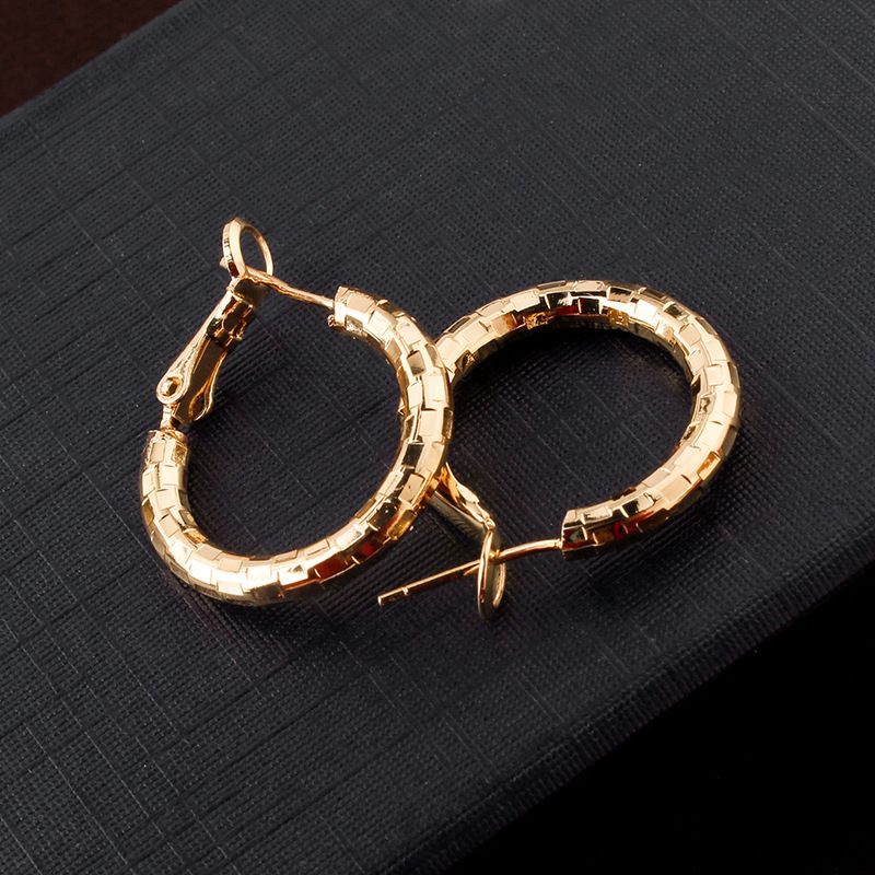 New Alloy Plating Real Gold Geometric Thick Women's Earrings