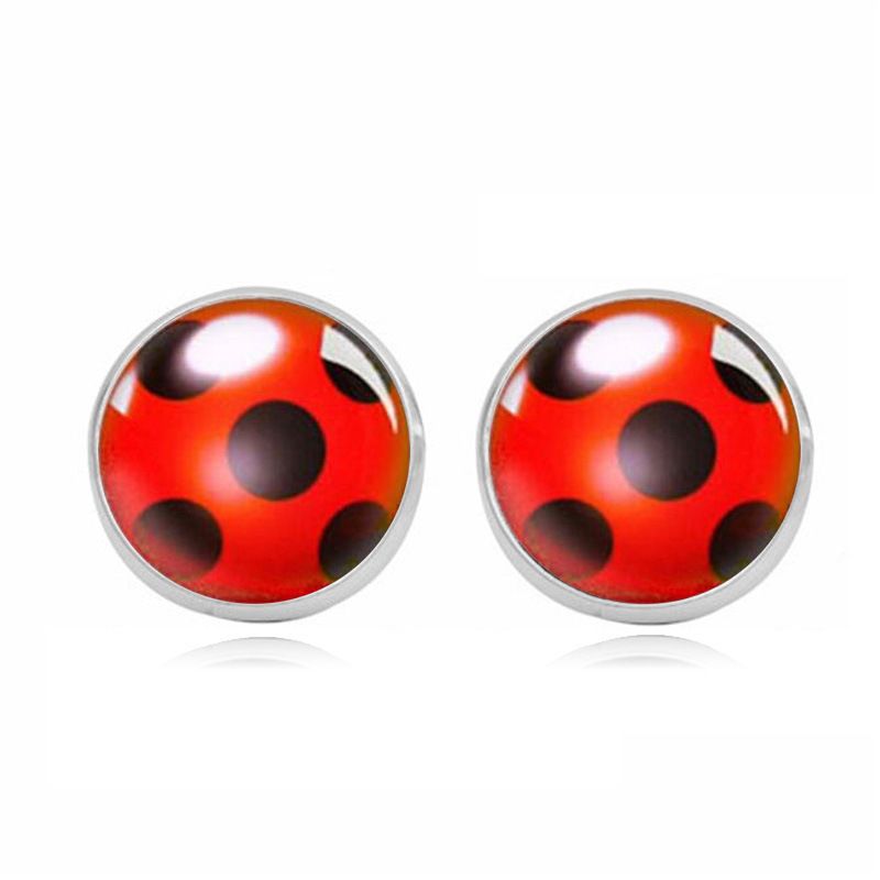 Pendientes De Tachuelas De Ladybug