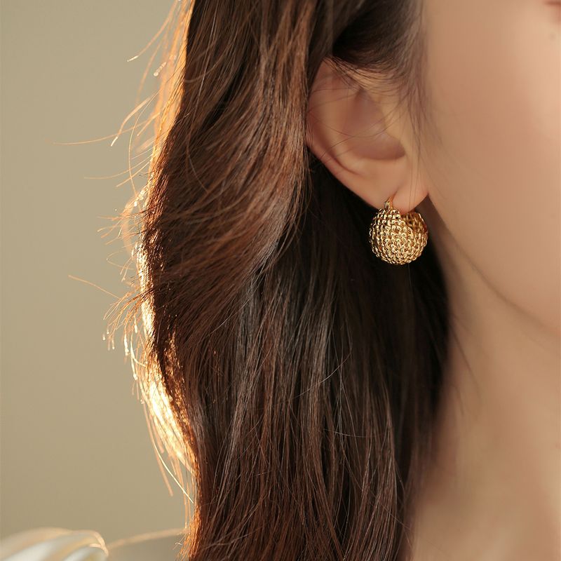 Fashion Retro Hollow Spherical Ear Clip Copper Earrings