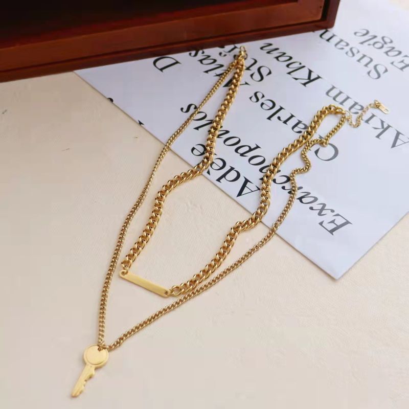 Personalized Retro Double-layer Key Necklace For Women Ins Style Simple Niche Personalized Cold Style Fashion All-matching Necklace