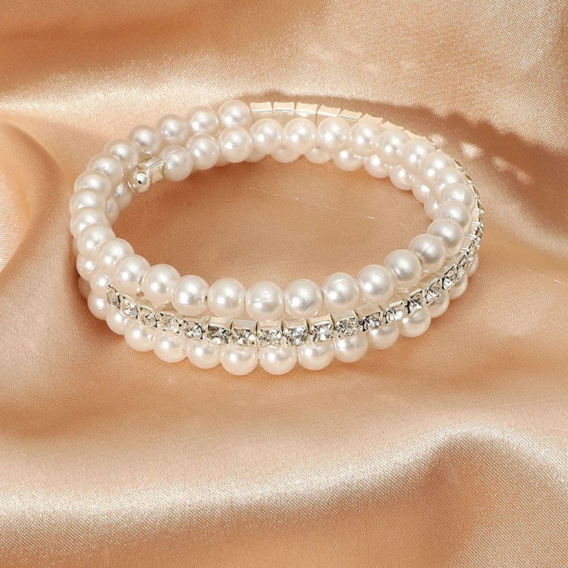 Mode Multi-couche Chic Géométrique Strass Perle Enroulement Bracelet