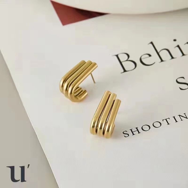 Multi-layer Hook-shaped Titanium Steel 18k Gold-plated Stud Earrings