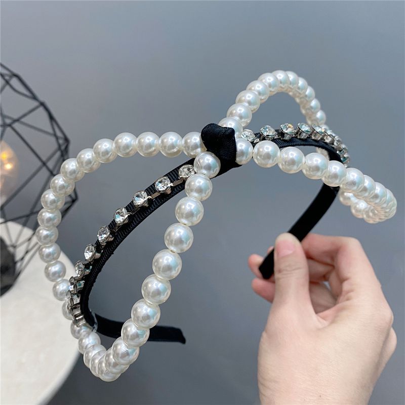 Oversized Bow-knot Pearl Hair Hoop Inlaid Diamonds