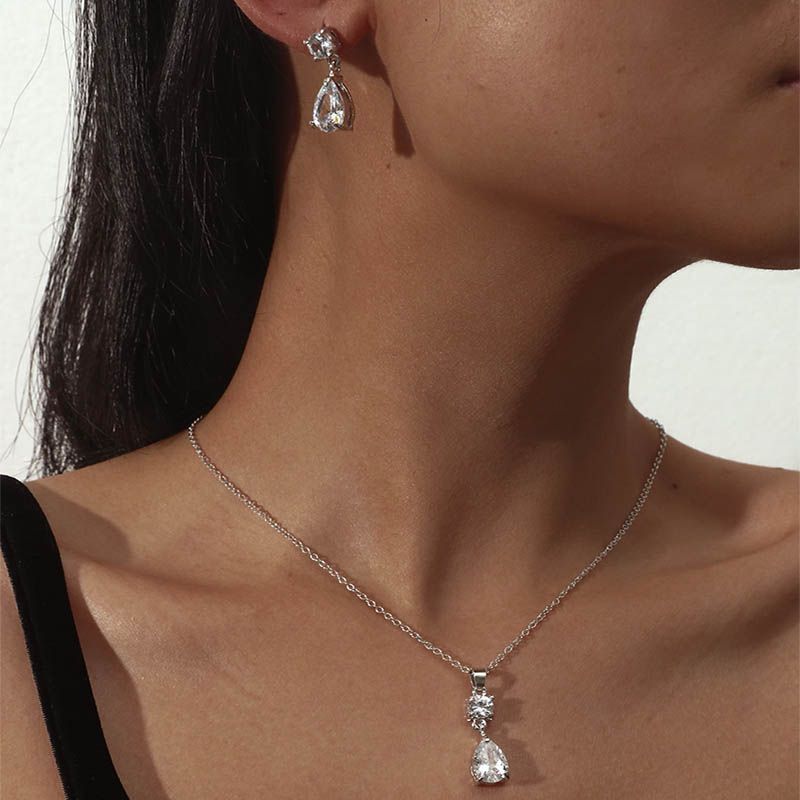 Conjunto De Aretes De Collar De Gota De Agua De Circón De Cristal De Joyería De Moda